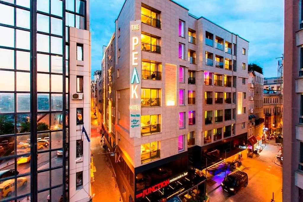 Ramada Pera Otel